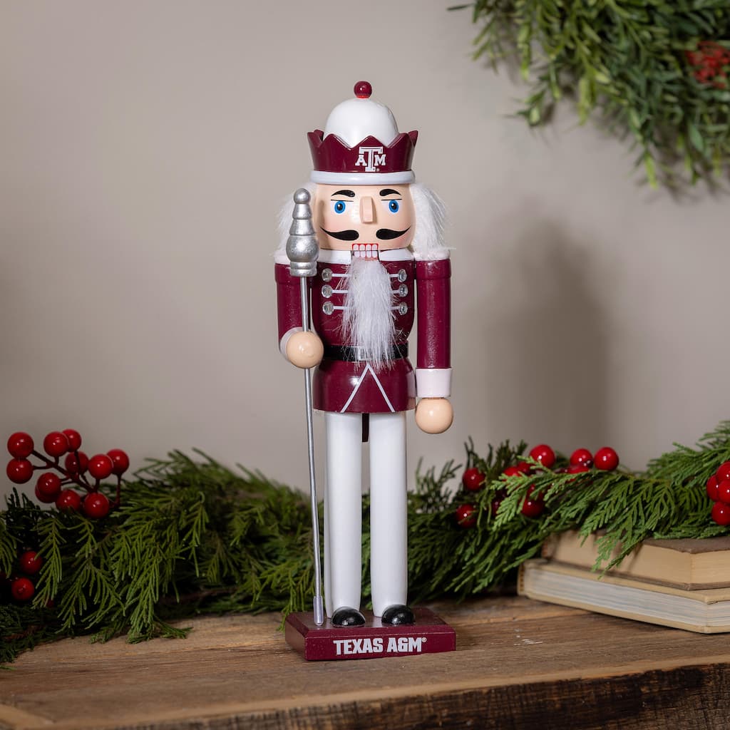 Nutcracker Statue, Texas A&M - 4.92''W x 4.53''H x 13.78