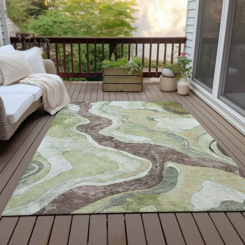Machine Washable Indoor/Outdoor Contemporary Crackle Chantille Rug - Aloe - 8' x 10'