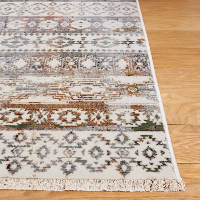 SAFAVIEH Vintage Persian Myrtie Rug