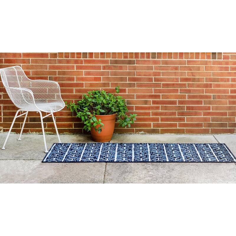 Outdoor Glasbury Collection Area Rug