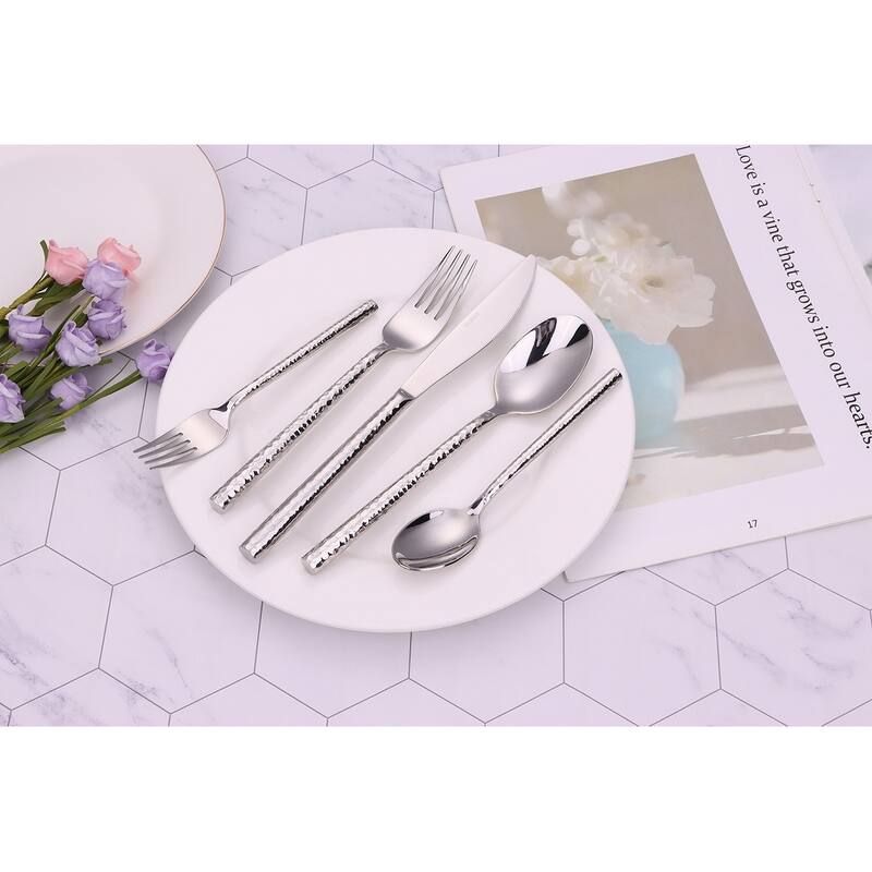 20 Pc Flatware Set Pebbled Silver - Service For 4