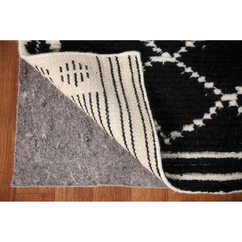Black Plush Moroccan Indian Area Rug Hand-Knotted Wool Carpet - 5'2"x 8'1"