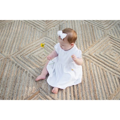 Alora Decor Makalu Hand-tufted Diamond Solid Wool Rug