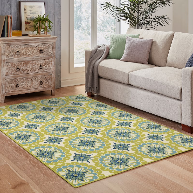 Vista Home Catalina Floral Medallions Indoor/Outdoor Area Rug-- - 7'10" x 10'10" - Green/Ivory