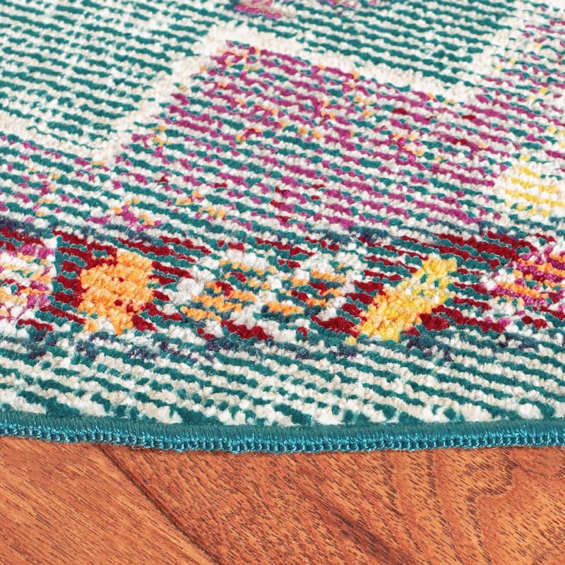 SAFAVIEH, Crystal Naimat Vintage Boho Medallion Rug
