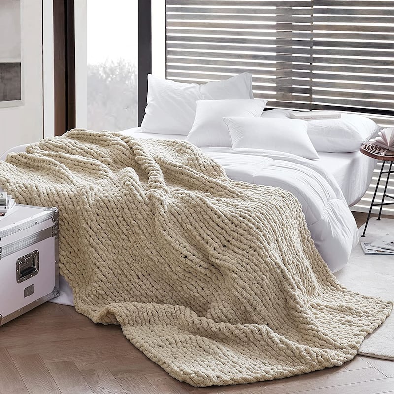 Cozy Potato® Chenille Chunky Knit Throw Blanket