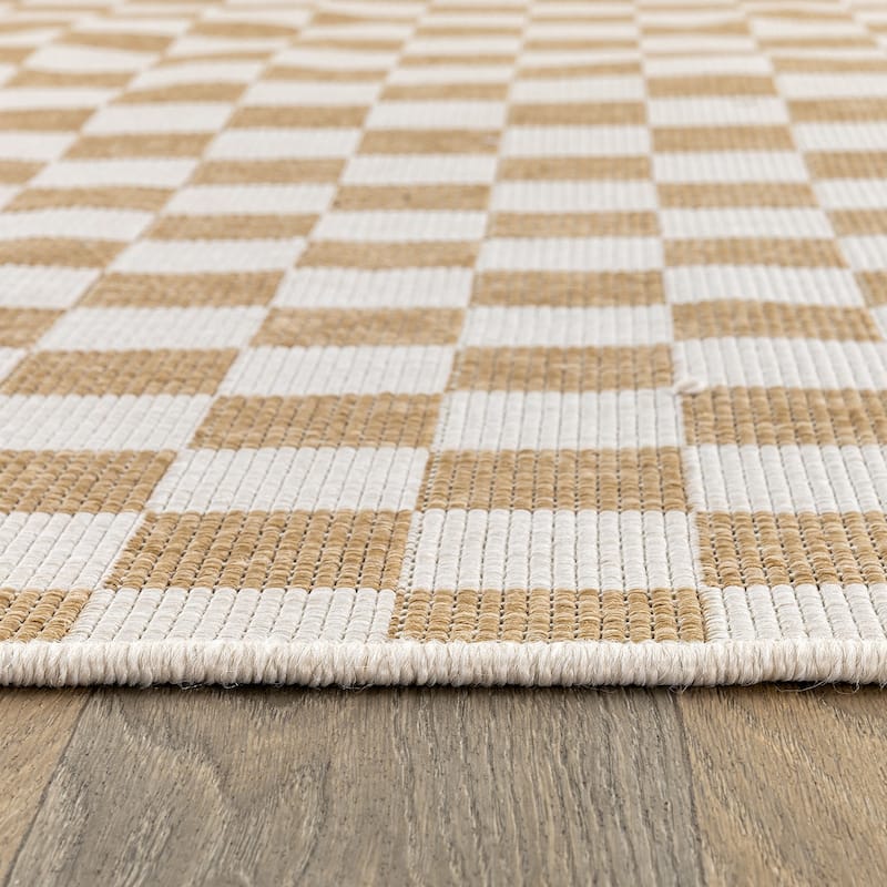 World Rug Gallery Contemporary Checkered Weather Resistant Reversible Indoor/Outdoor Area Rug