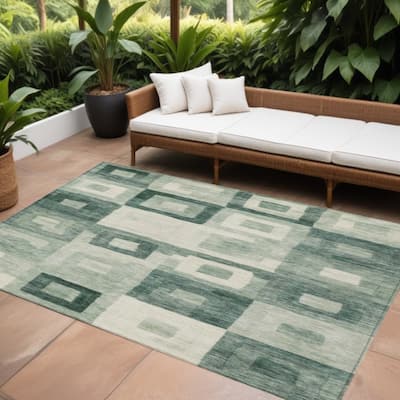 HomeRoots Geometric Transitional Rectangle Outdoor Rug