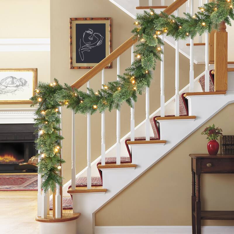 Puleo International 9 ft x 10" Battery-Operated Pre-Lit Garland - 9.834 - 9.834 - Green