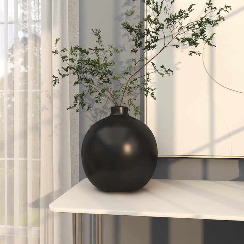 Ceramic Matte Decorative Vase - Black or White - Roche River Decor