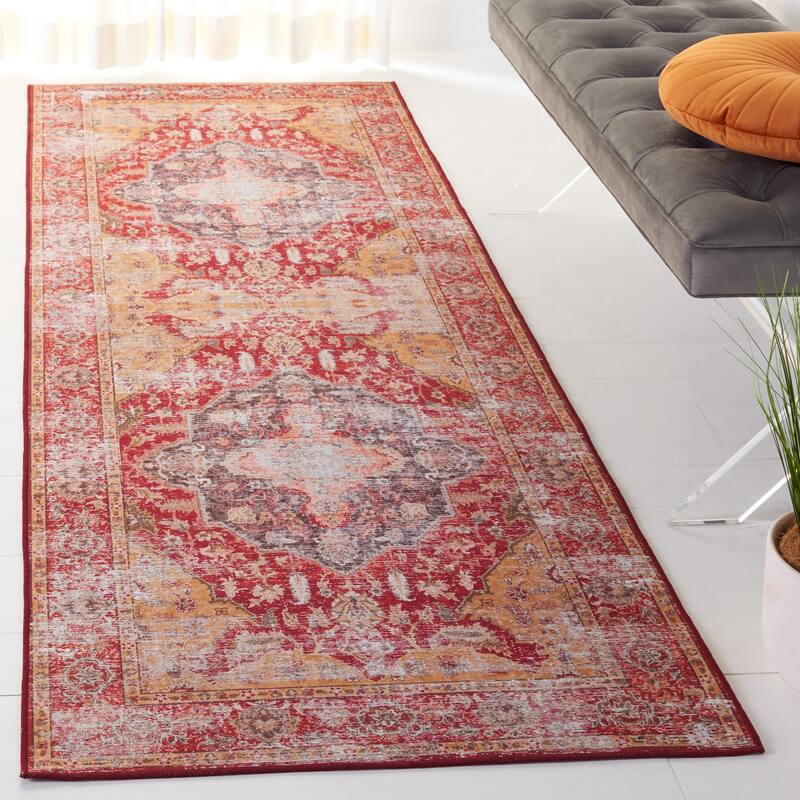 SAFAVIEH Tucson Machine Washable Slip Resistant Effa Traditional Rug