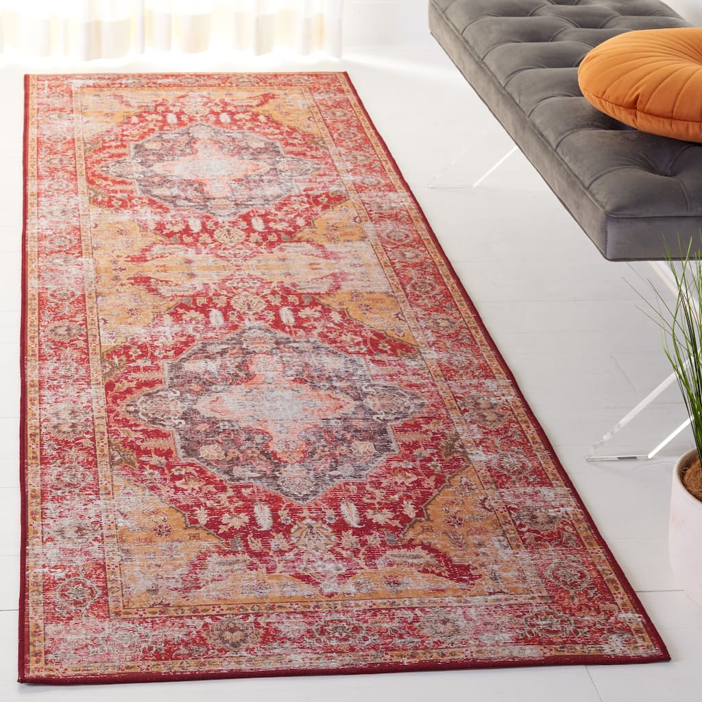 SAFAVIEH Tucson Machine Washable Slip Resistant Effa Traditional Rug