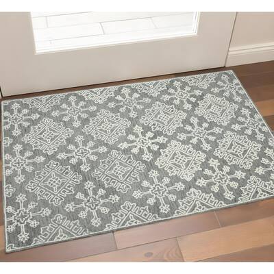 HomeRoots Oriental Transitional Rectangle Area Rug - 36.00 in. x 24.00 in. x 0.40 in.