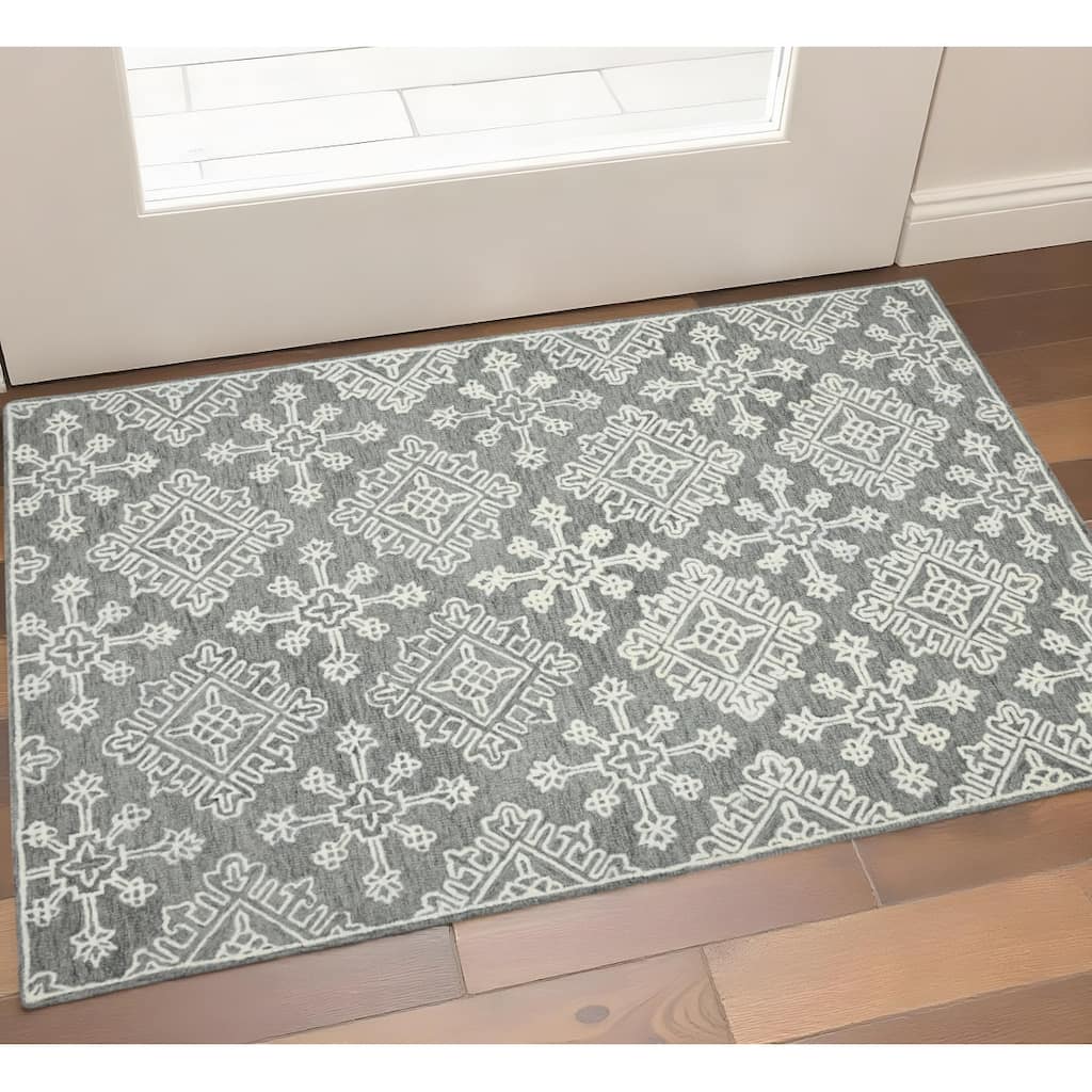 HomeRoots Oriental Transitional Rectangle Area Rug - 36.00 in. x 24.00 in. x 0.40 in.