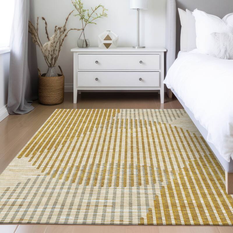 Machine Washable Indoor/ Outdoor Abstract Stripe Chantille Rug