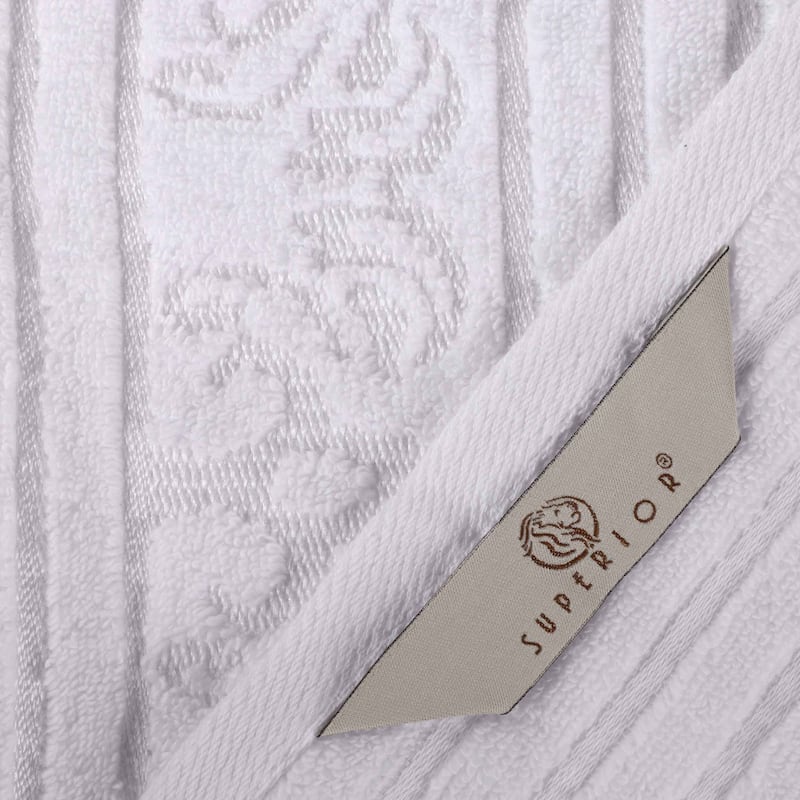 Superior Sadie Zero Twist Cotton Solid and Floral Bath Towel Set of 4