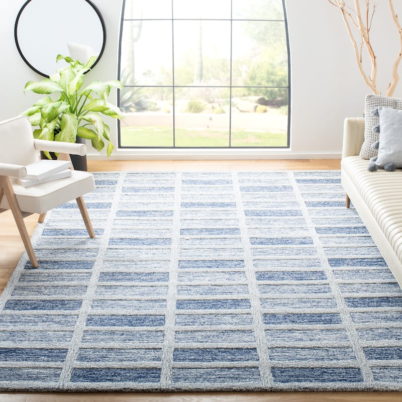 SAFAVIEH Handmade Cambridge Grischa Wool Rug - 6' Square - Navy