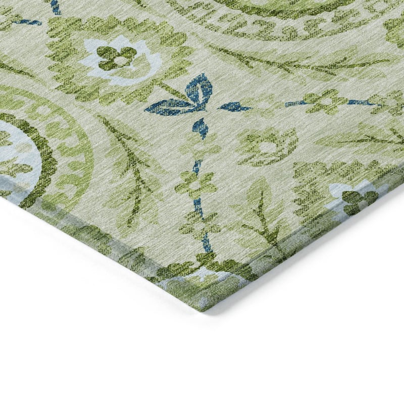 HomeRoots Floral Transitional Rectangle Outdoor Rug