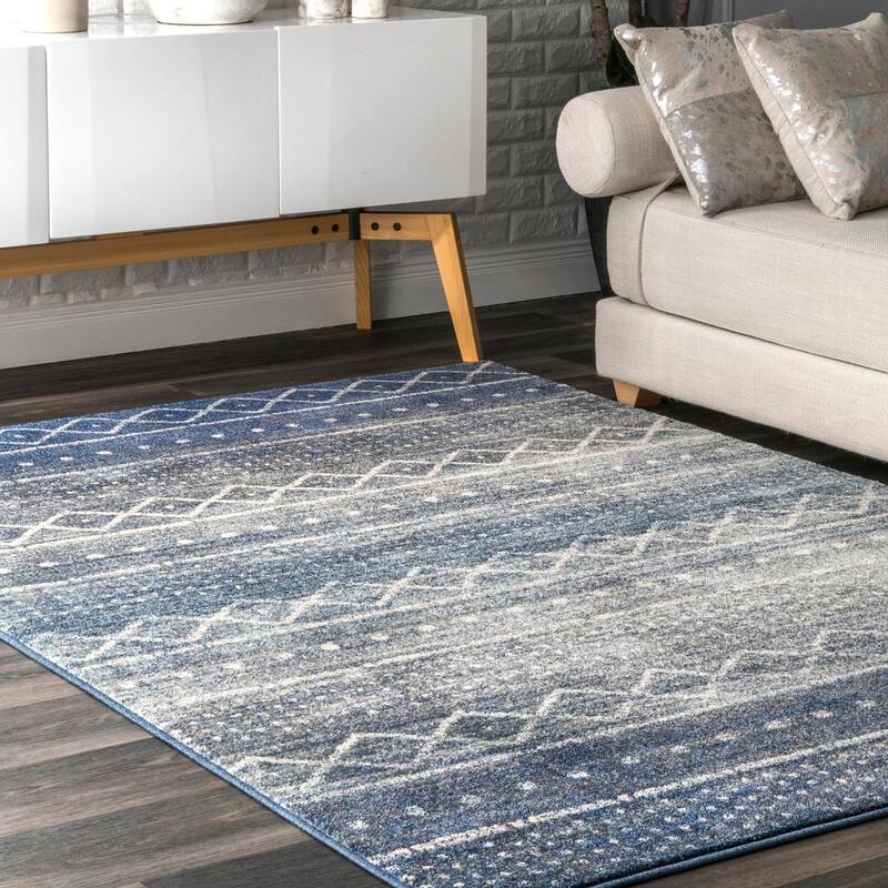 Nuloom Contemporary Vintage Faded Aztec Milo Geo Print Area Rug