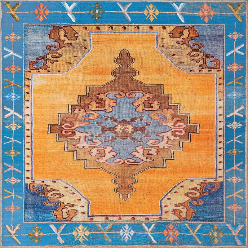 Traditional Rine Collection Area Rug