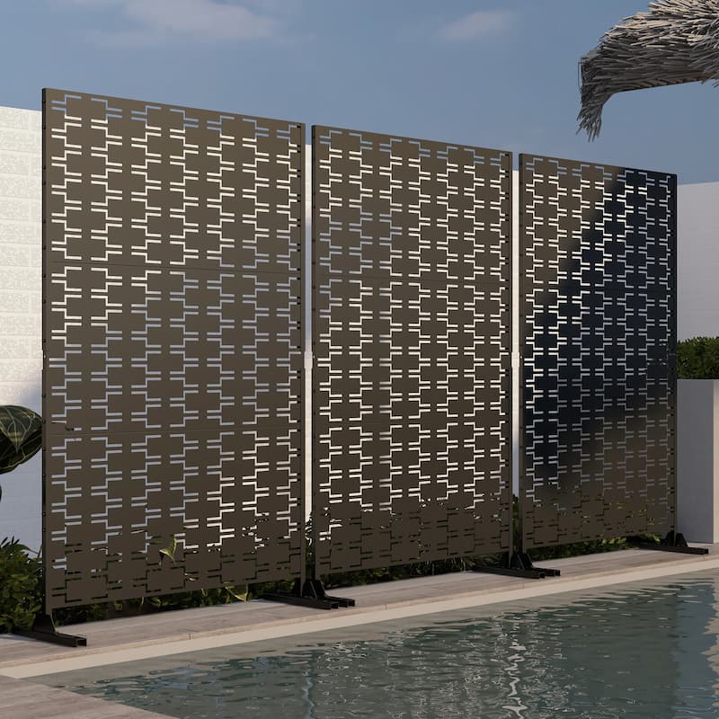 Outdoor Privacy Screen with Stand for Patio Garden Metal Fence