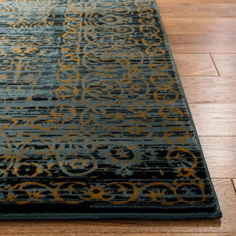 SAFAVIEH Serenity Vladimira Traditional Oriental Rug