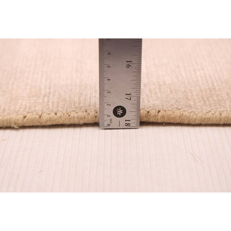 ECARPETGALLERY Hand Loomed Loreto Ivory Viscose Rug - 5'7 x 7'10