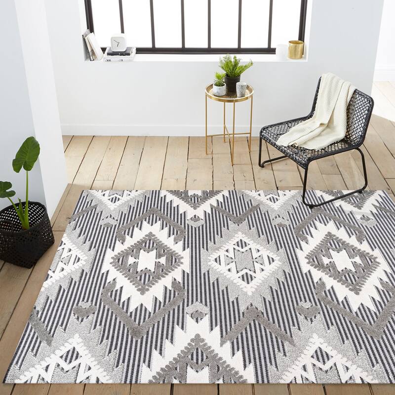 JONATHAN Y Duwun High-Low Pile Neutral Diamond Kilim Indoor/Outdoor Area Rug