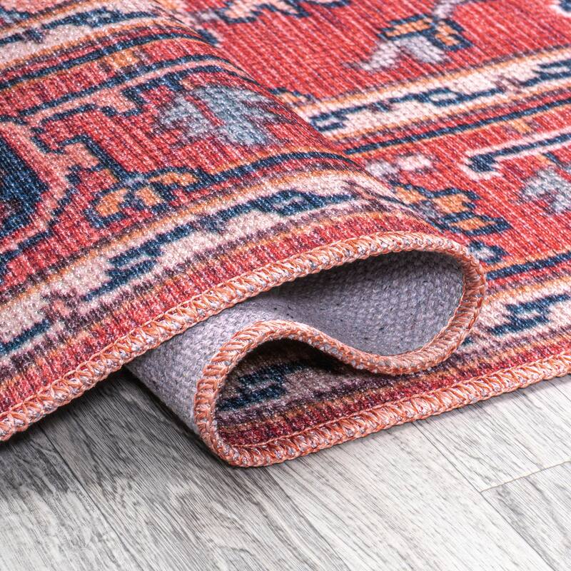 JONATHAN Y Victoria Ornate Large Medallion Machine Washable Area Rug