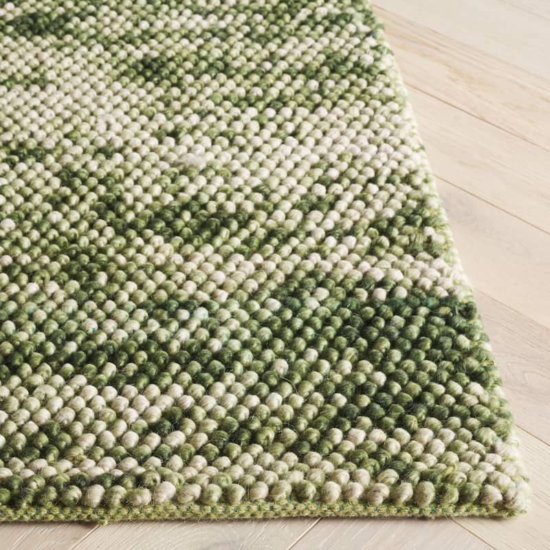 SAFAVIEH Handmade Natura Eduina New Zealand Wool Rug