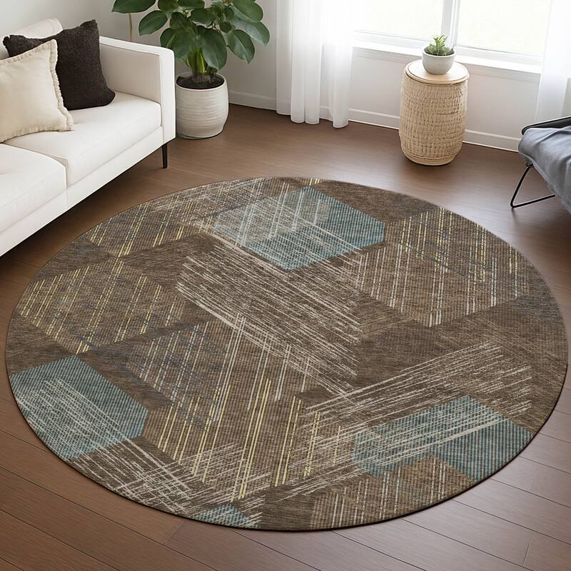 Machine Washable Indoor/ Outdoor Modern Hotchkiss Chantille Rug