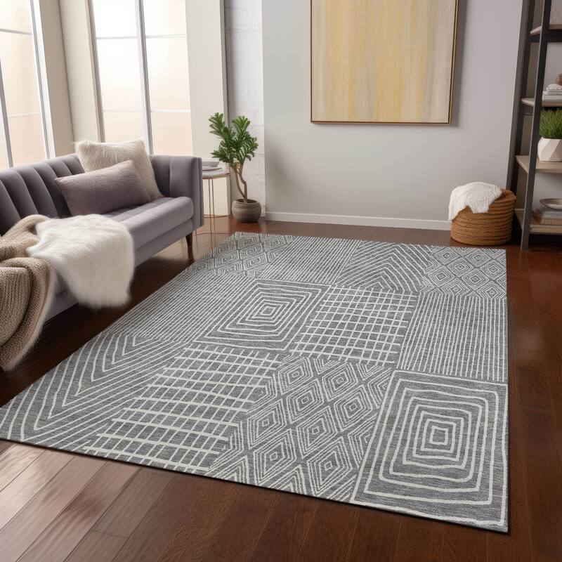 Machine Washable Indoor/ Outdoor Geo Patchwork Chantille Rug - Gray - 10' x 14'