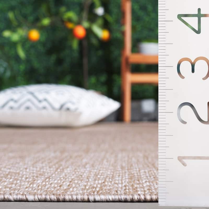 SAFAVIEH Beach House Olya Transitional Rug