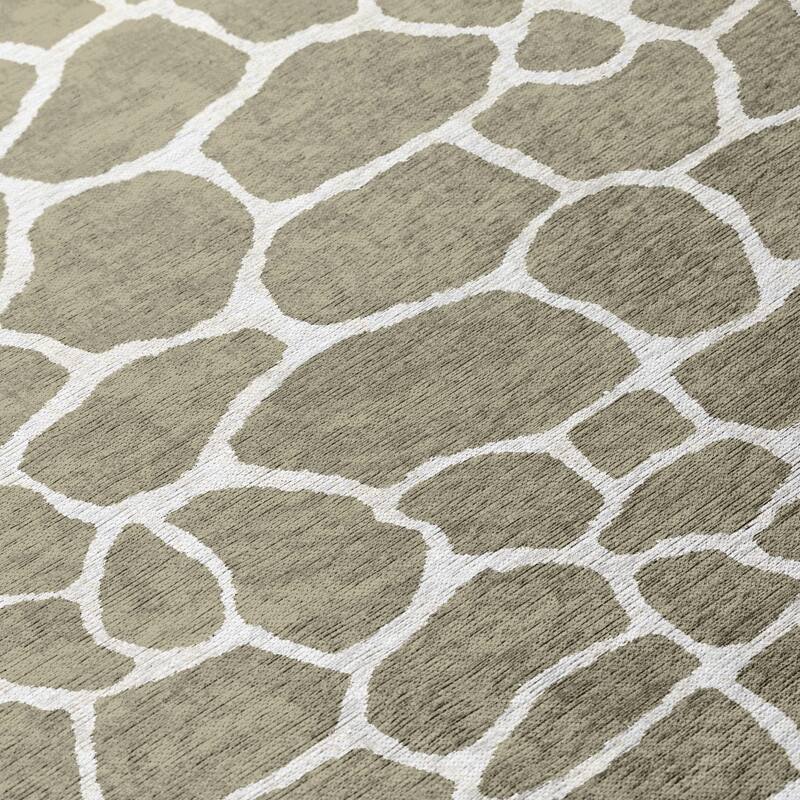 Addison Safari Giraffe Animal Print Area Rug