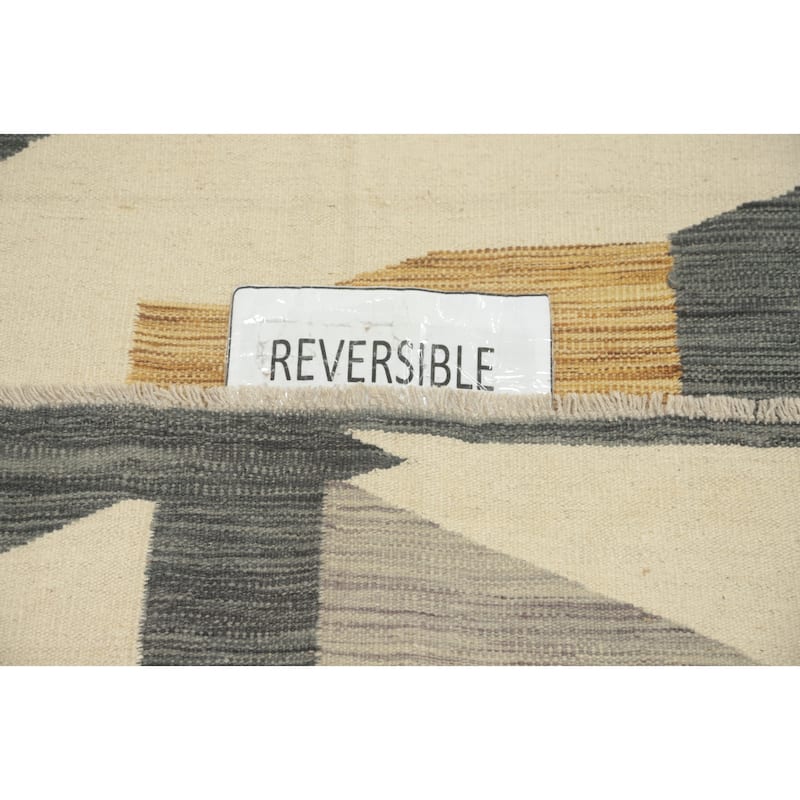 Hand Woven Oriental 100% Wool Carpet Southwestern Modern Beige & Ivories Kilim Area Rug - 6' 8'' X 4' 11''