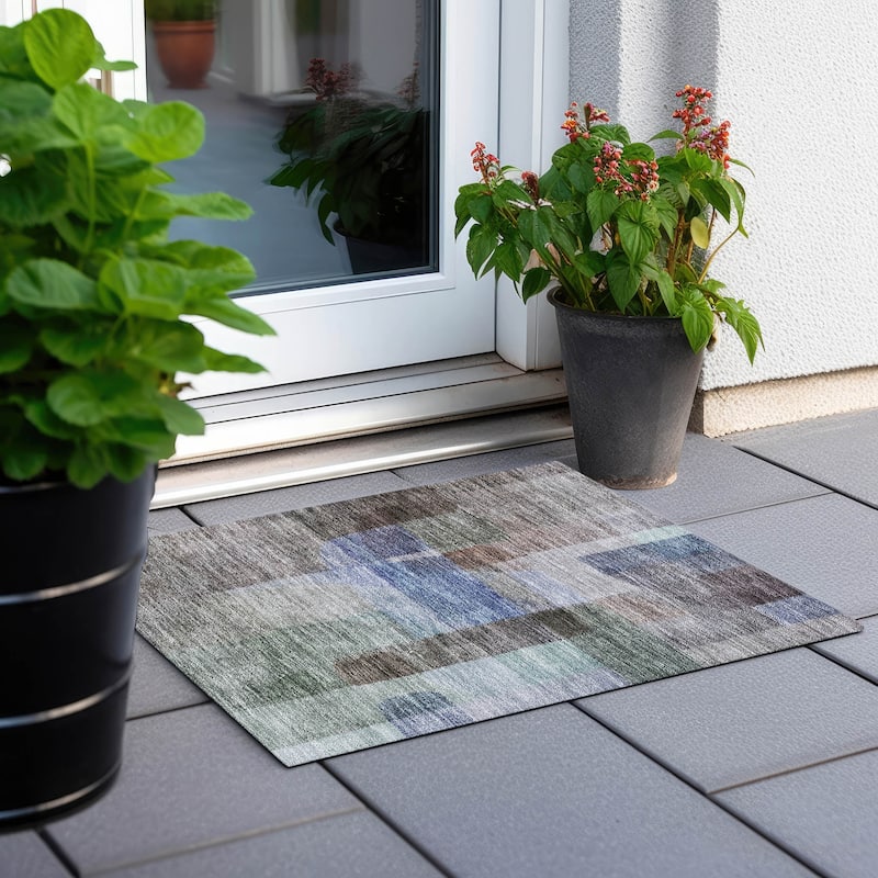 Machine Washable Indoor/ Outdoor Contemporary Abstract Chantille Rug