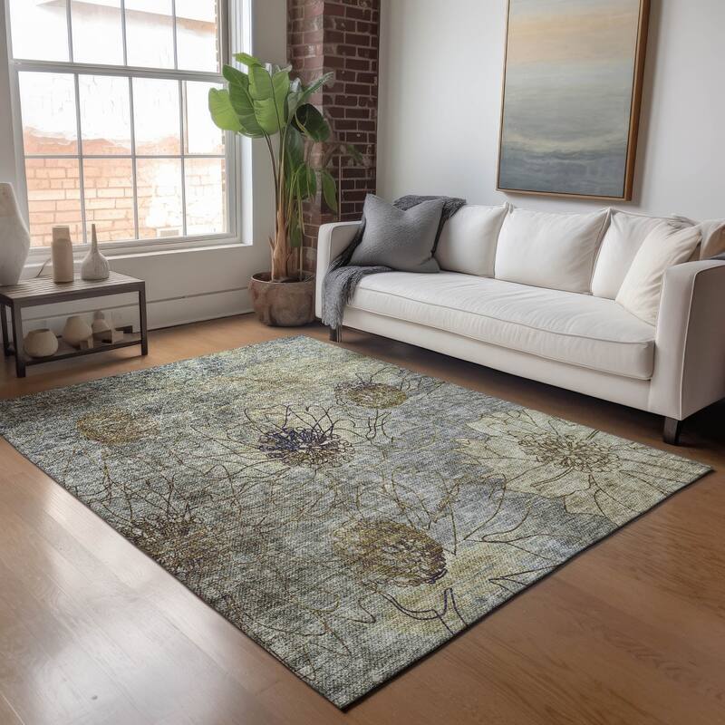 Machine Washable Indoor/ Outdoor Contemporary Floral Chantille Rug