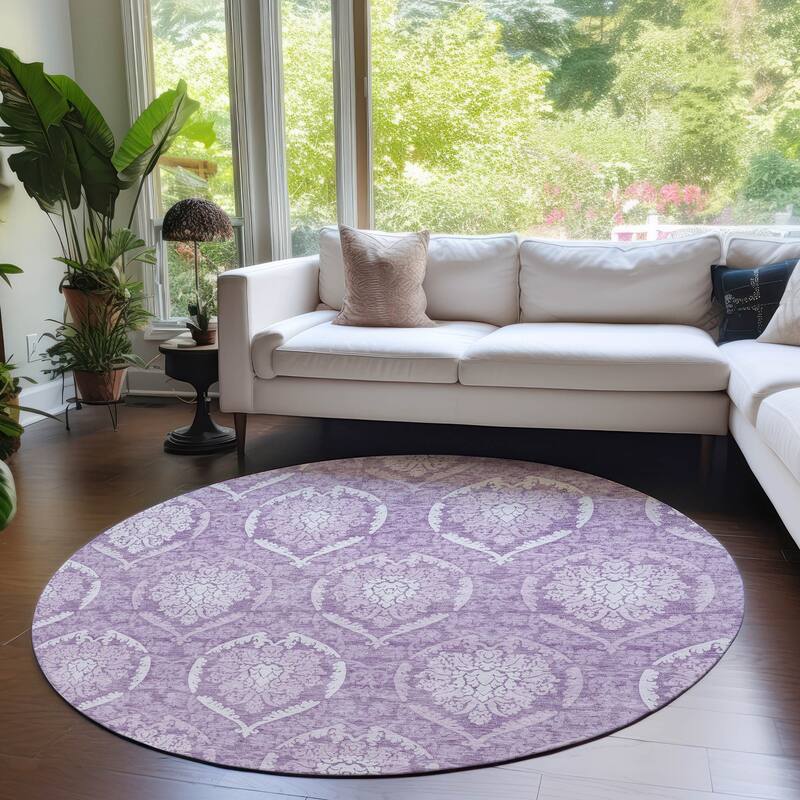 Machine Washable Indoor/ Outdoor Chantille Traditional Damask Rug