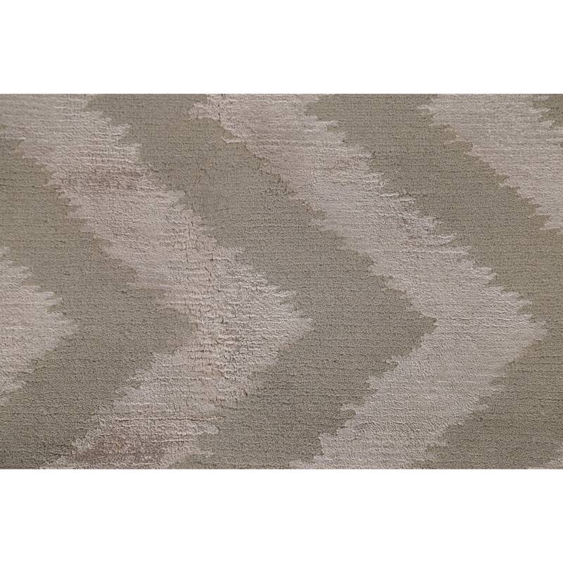 Chevron Style Nepalese Oriental Area Rug Handmade Wool Carpet - 8'0" x 9'7"