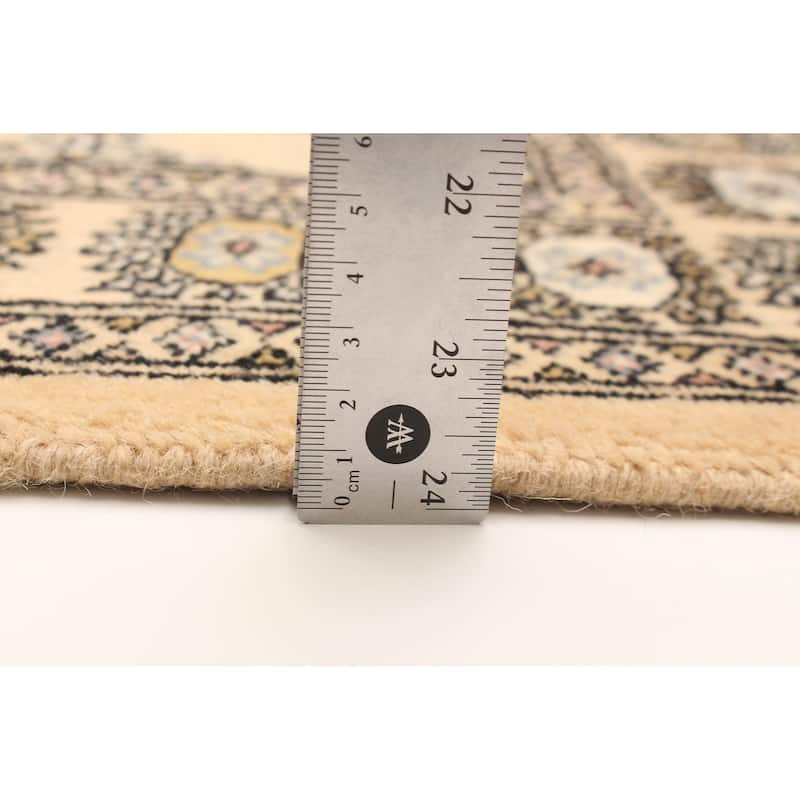 ECARPETGALLERY Hand-knotted Peshawar Bokhara Beige Wool Rug - 3'2 x 5'1
