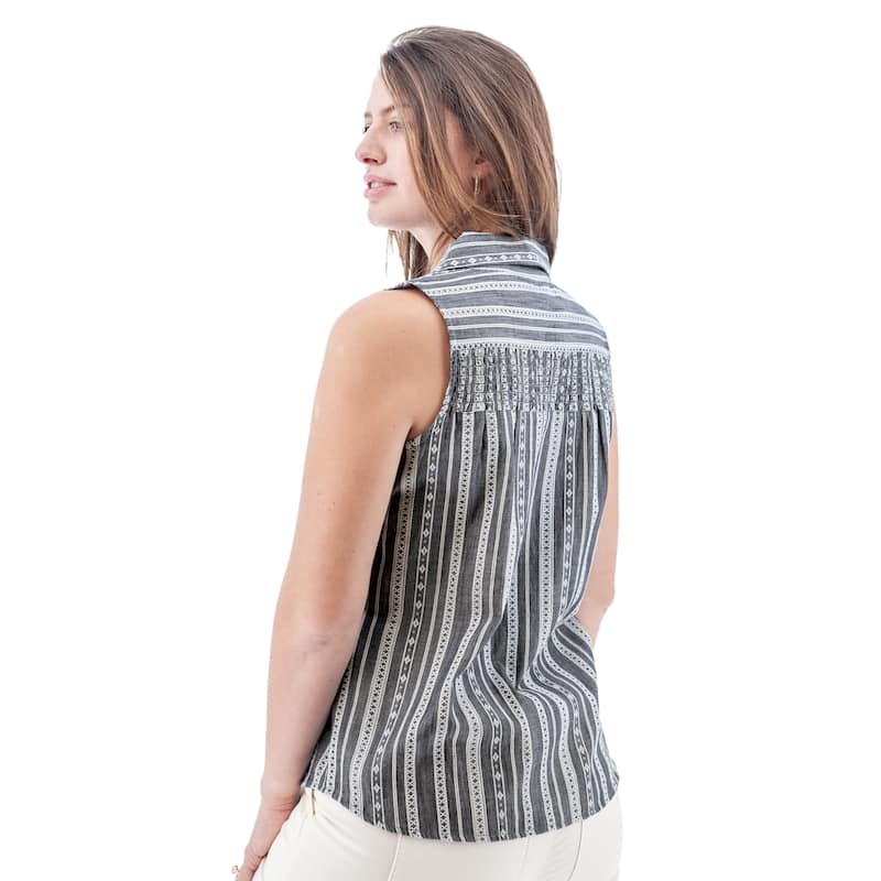 Old Ranch Women's Saguaro Smocked Button Front Tank