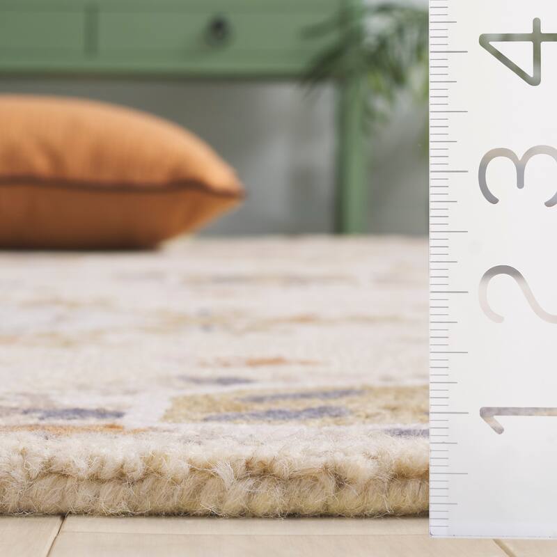 SAFAVIEH Handmade Metro Rosalynn Wool Rug