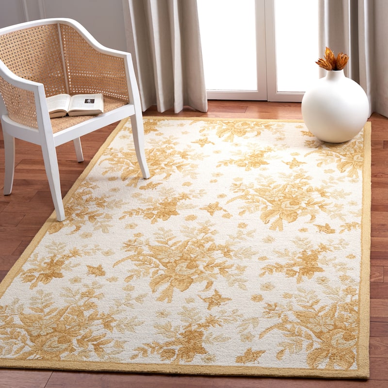 SAFAVIEH Hand-hooked Chelsea Gulzhazira Country Oriental Wool Rug - 8' x 10' - Ivory/Gold
