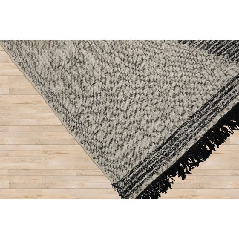 LoomBloom Hand-Woven Ivory Geometric Kilim 100% Wool Oriental Area Rug - 5' 3'' x 7' 7''