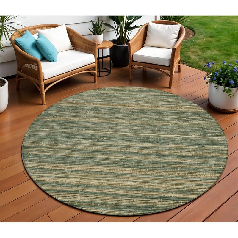 HomeRoots Striped Transitional Rectangle Outdoor Rug - 8' Round