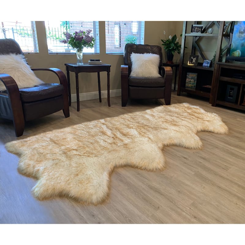 Highland Select Natural Long Wool Sheepskin 4 Pelt Shag Rug - 3' x 6'8"