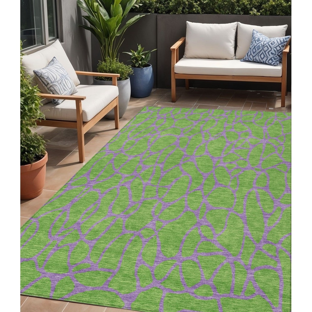 HomeRoots Geometric Transitional Rectangle Outdoor Rug