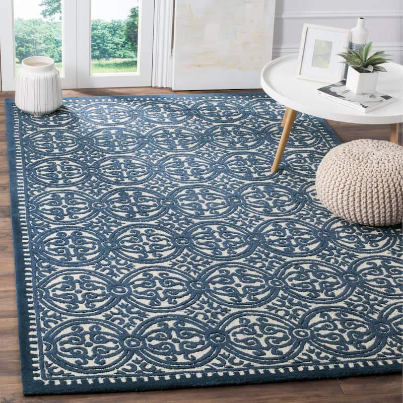 SAFAVIEH Handmade Cambridge Angiola Modern Moroccan Wool Rug - 9' x 12' - Ivory/Navy