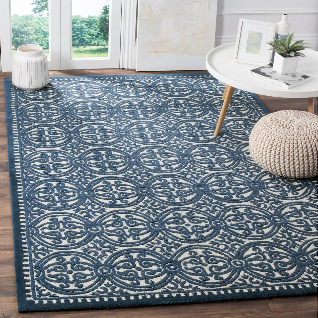 SAFAVIEH Handmade Cambridge Angiola Modern Moroccan Wool Rug