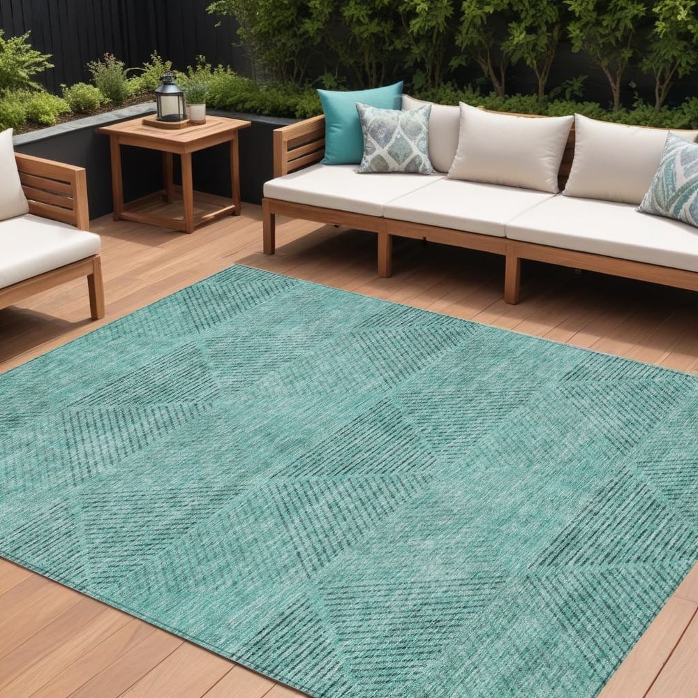 HomeRoots Geometric Transitional Rectangle Outdoor Rug